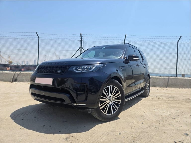 image for  Land Rover Discovery 3.0L SCV6 Petrol 340 BHP 2017 Dark Blue Petrol Automatic