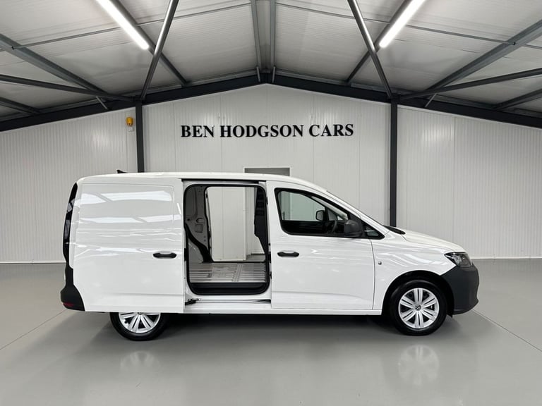 2024 74 VOLKSWAGEN CADDY MAXI 2.0 TDI C20 COMMERCE PANEL VAN 6DR DIESEL MANUAL L