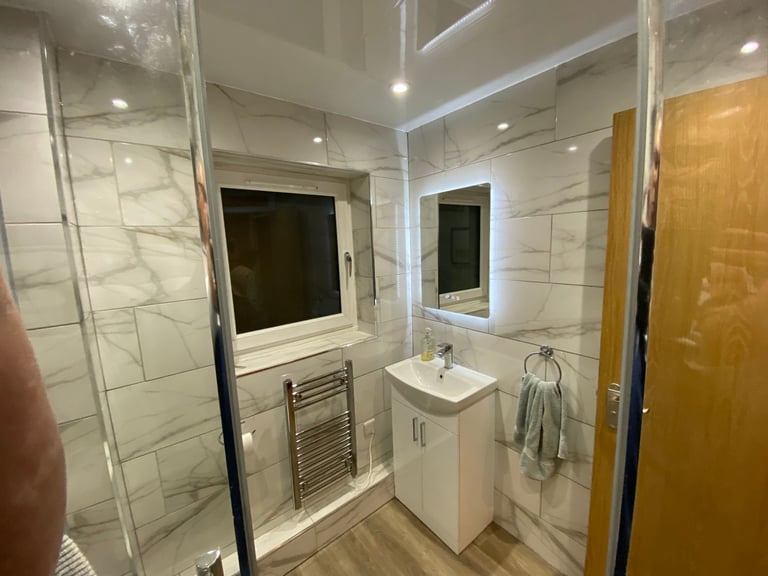 2 Bedroom Flat For Rent Immediately In Morningside