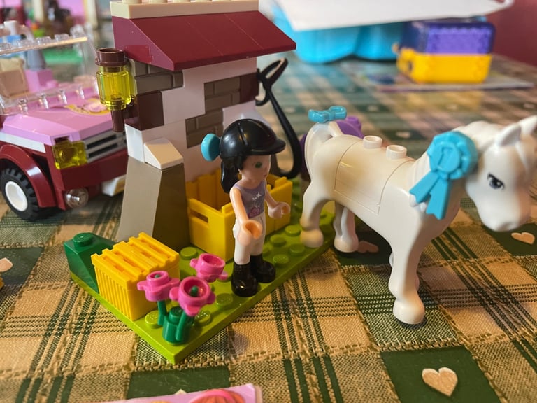 Lego Emma’s horse trailer