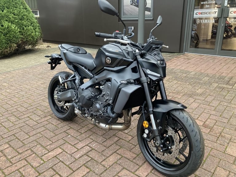 YAMAHA MT-09 - TECH BLACK - BRAND NEW - IN STOCK AT CRESCENT YAMAHA!