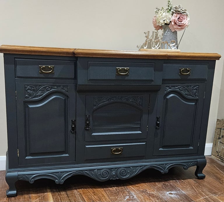 Sideboard