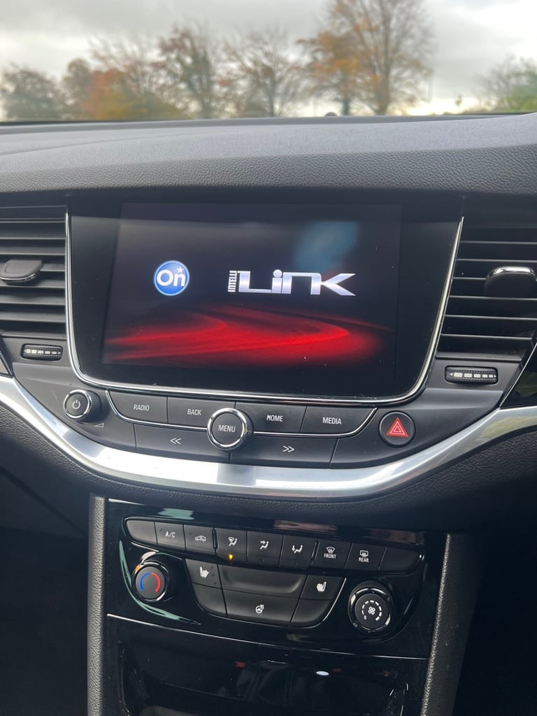 Vauxhall, ASTRA, Hatchback, 2016, Manual, 1598 (cc), 5 doors