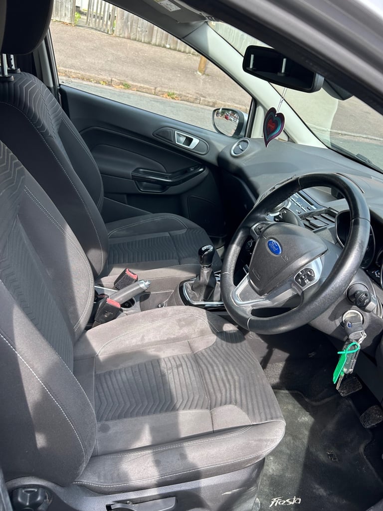 2013 Ford Fiesta 1.0 EcoBoost Titanium 5dr HATCHBACK Petrol Manual