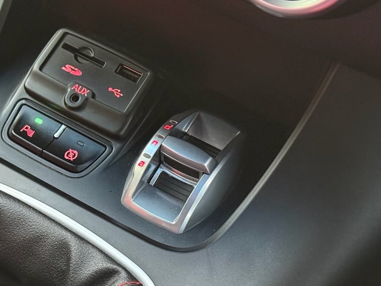 2014 14 ALFA ROMEO GIULIETTA 1.4 TB MULTIAIR SPORTIVA NAV HATCHBACK 5DR PETROL M