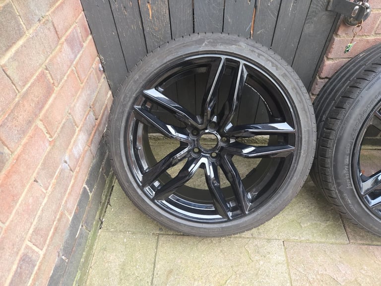Audi a1,s1 polo ,fabia 18" alloy wheels 5x100 et 39 8j