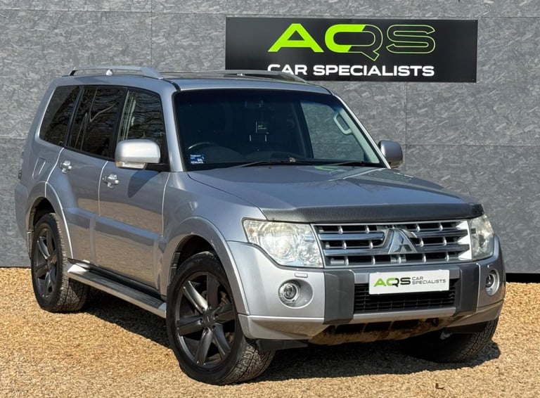 MITSUBISHI SHOGUN 3.2 DI-DC Elegance Auto 4WD Euro 5 5dr LWB 2010