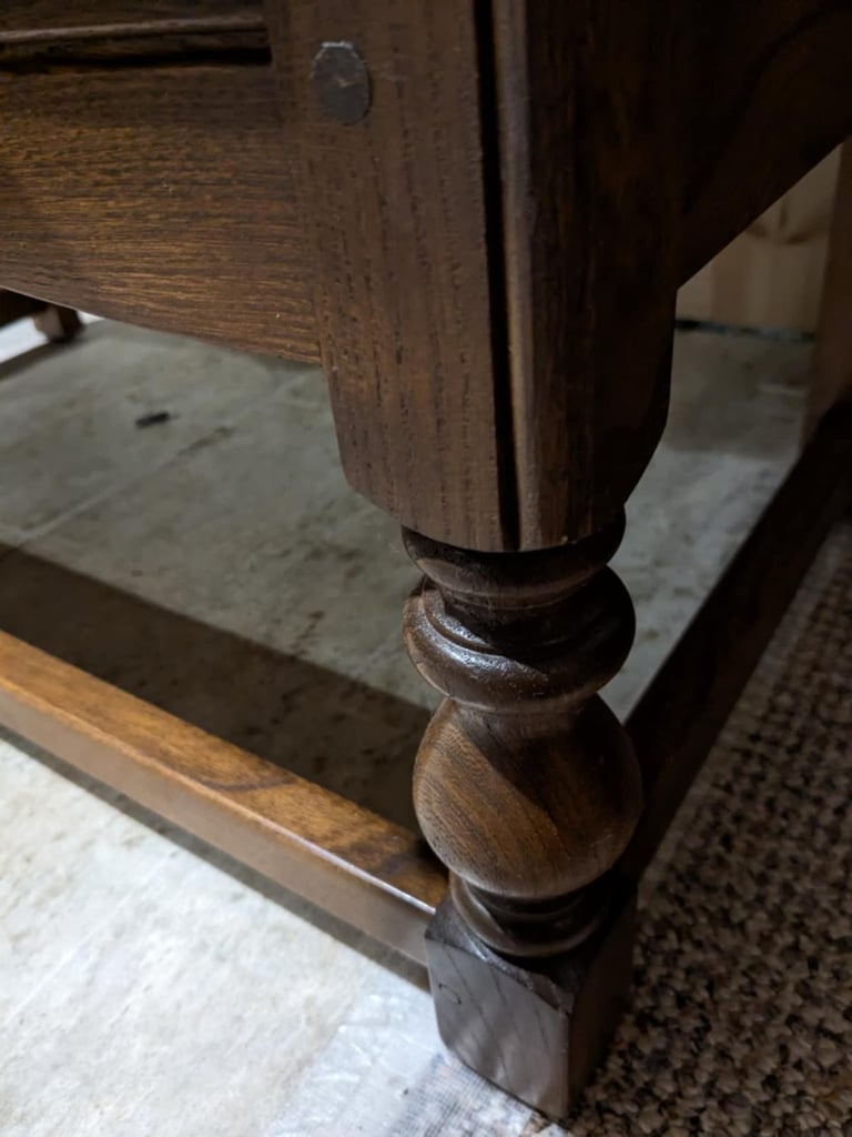 ERCOL Credence Drinks Cabinet in Excellent Condition - ONO