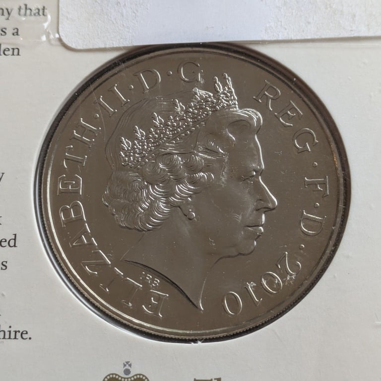 ♥NEW♥ £5 2010 - sealed Restoration of the Monarchy FIVE POUNDS Royal Mint coin
