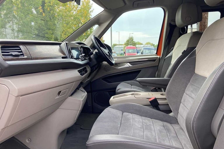 2022 Volkswagen Multivan 1.4 TSI eHybrid Style 5dr LWB DSG People Carrier Hybrid Automatic