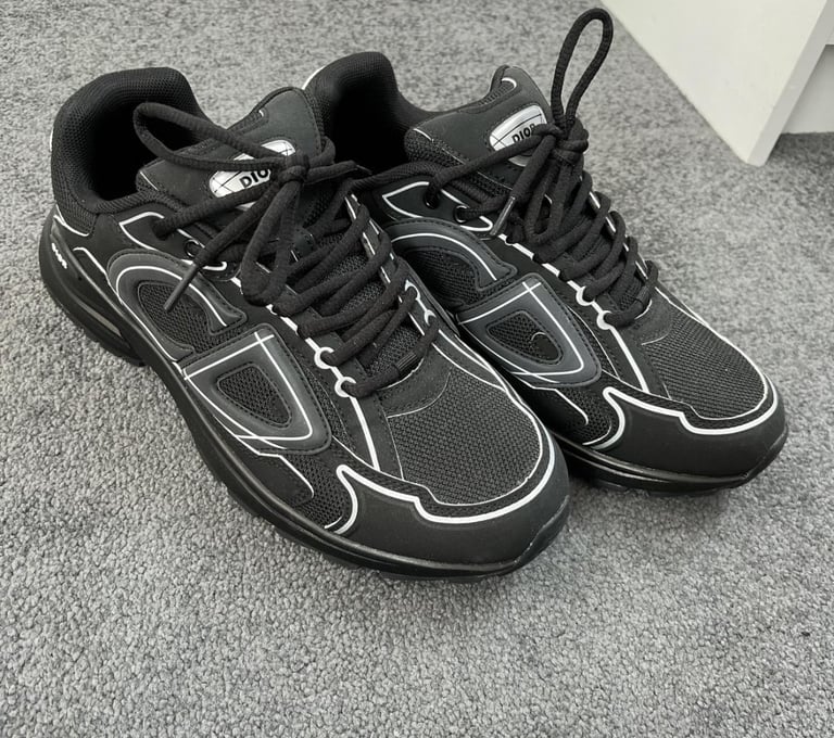 Dior B30 UK 9