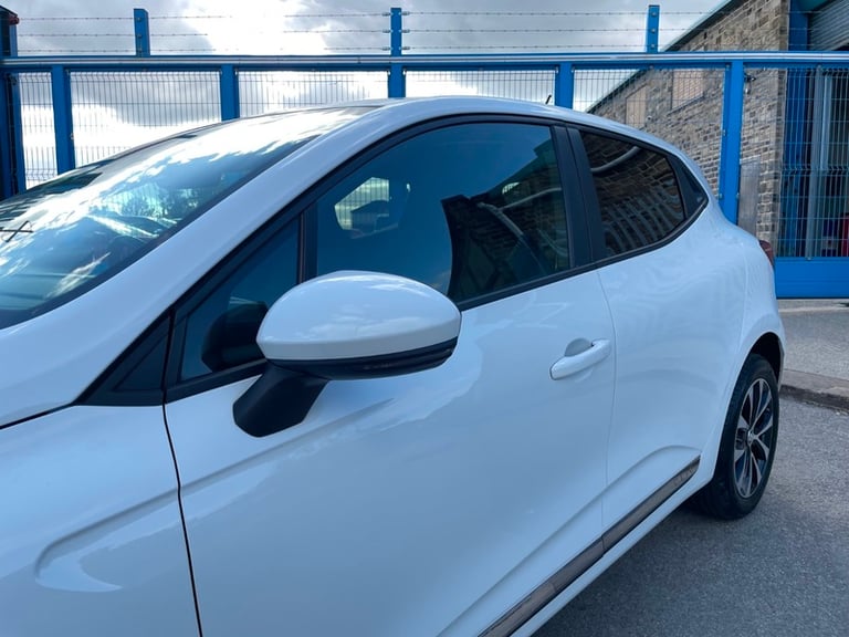 2020 Renault Clio ICONIC 1.5 DCI HATCHBACK Diesel Manual