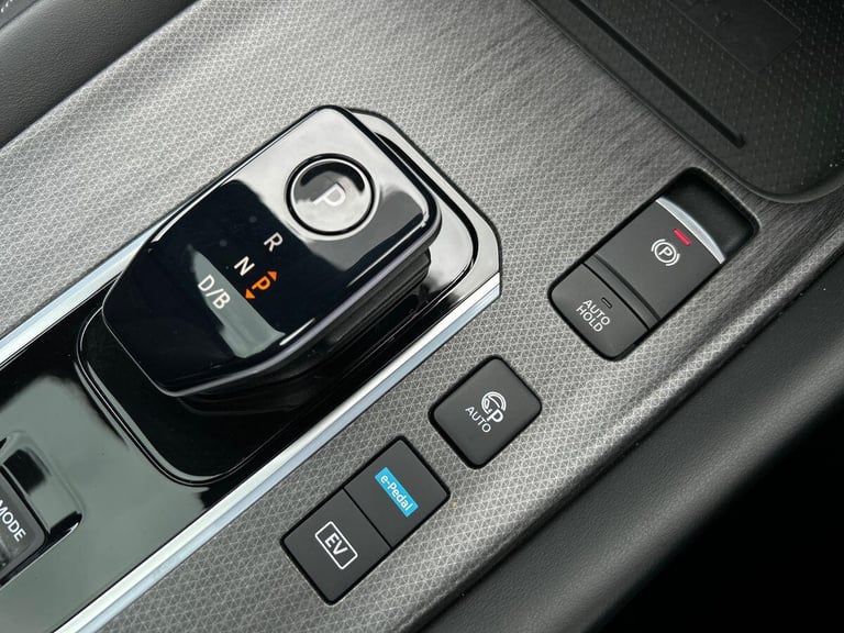 2025 Nissan Qashqai 1.5 h e-POWER Tekna SUV 5dr Petrol Hybrid Auto Euro 6 (s/s) (190 ps) SUV PETR...