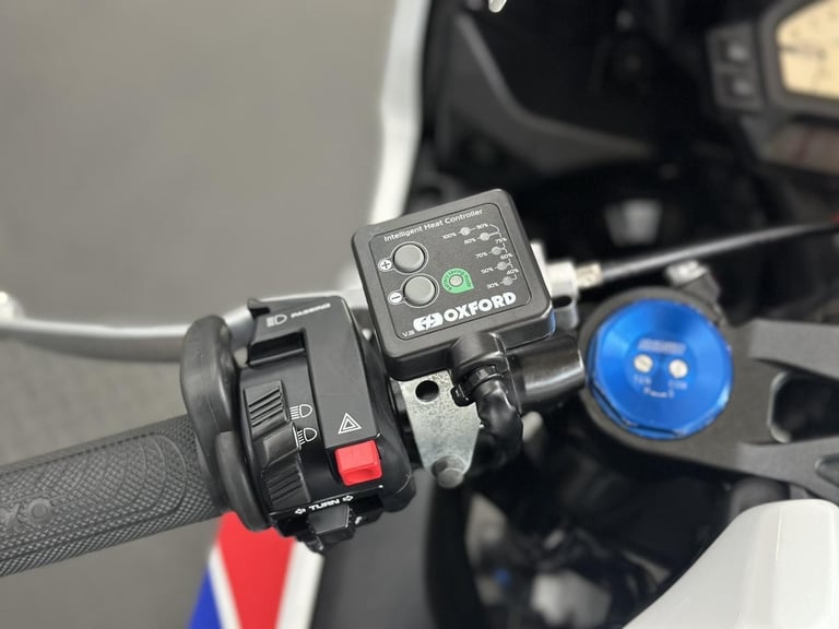 2013 Honda CBR1000RR Fireblade 1000 Super Sports Petrol Manual (178 ps)