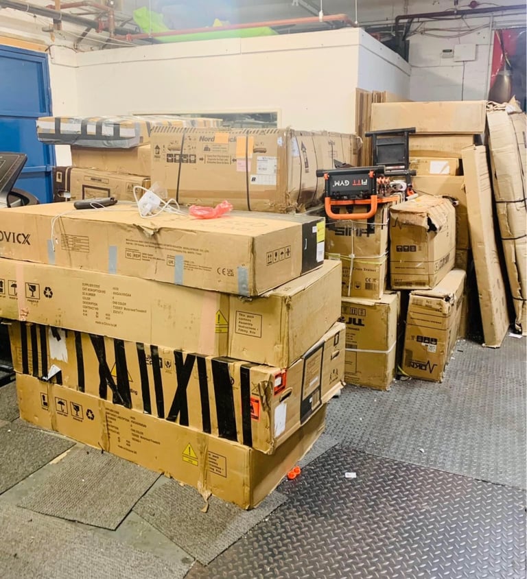 EXERCISE & Gym equipments (TREADMILL Cross Trainers, Bikes, Rowing machines, Dumbbells, sqatrack)