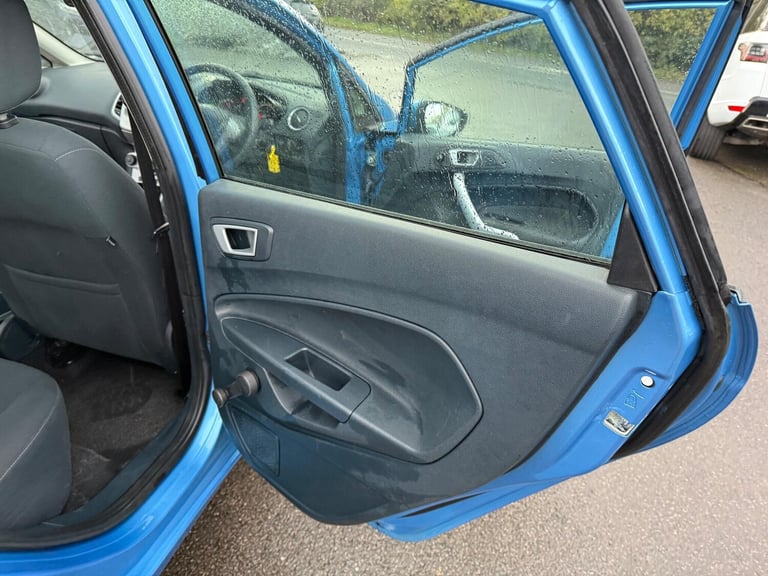 2012 Ford Fiesta 1.4 TDCi DPF Edge 5dr HATCHBACK Diesel Manual