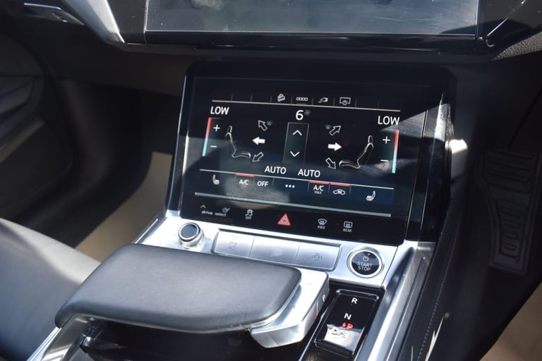 2021 Audi e-tron 55 Launch Edition Sportback Auto quattro 5dr 95kWh ESTATE Electric Automatic