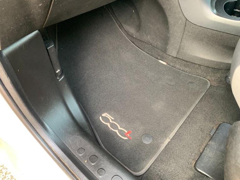 2015 Fiat 500L 1.6 Multijet 120 Lounge 5dr MPV DIESEL Manual