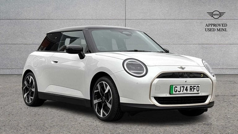 image for 2024 MINI Cooper 160kW SE Exclusive 54kWh 3dr Auto Hatchback Electric Automatic