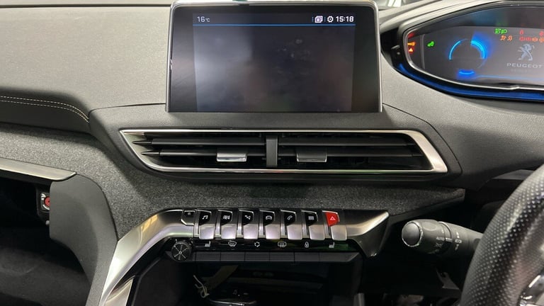 2018 Peugeot 3008 1.5 BlueHDi GT Line Premium 5dr ++ PANROOF / NAV / CAMERA / ULEZ / DAB ++ HATCH...