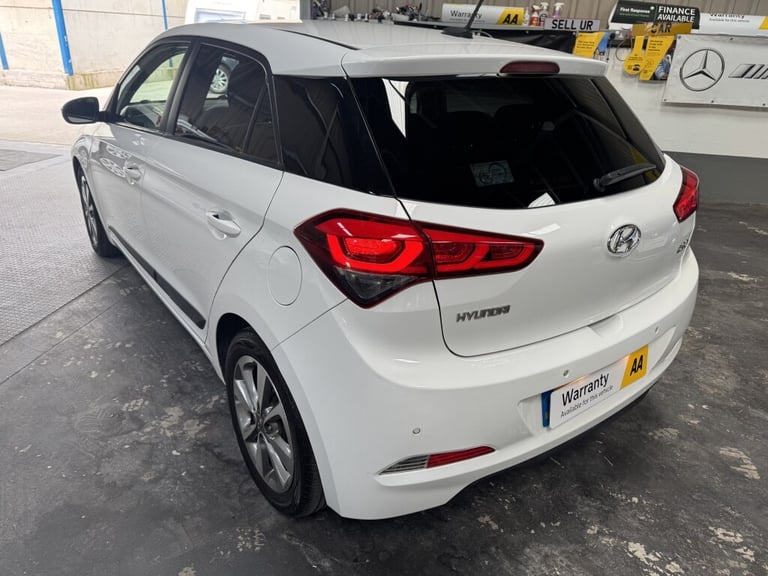2016 Hyundai i20 1.2 GDI PREMIUM 5DR Manual Hatchback Petrol Manual