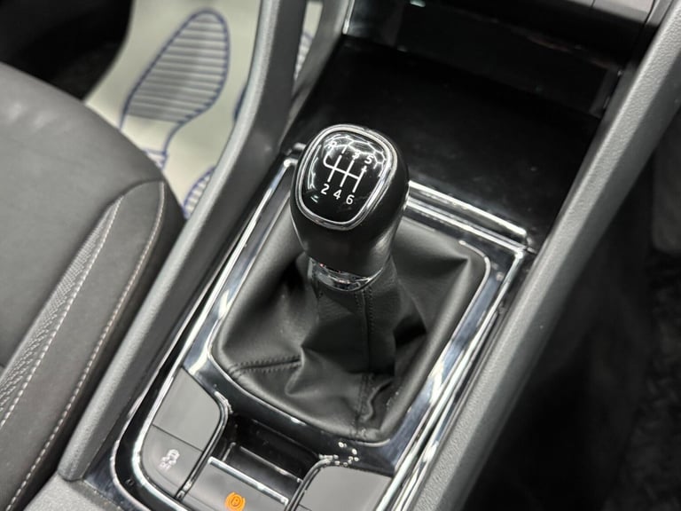 2022 Skoda Karoq 1.5 TSI ACT SE Drive Euro 6 (s/s) 5dr ESTATE Petrol Manual