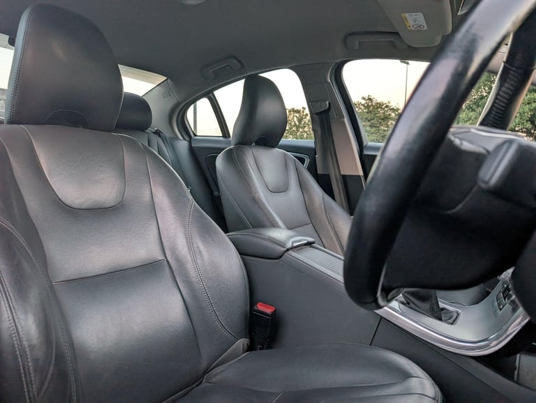 2018 Volvo S60 2.0 D3 SE Nav Euro 6 (s/s) 4dr SALOON Diesel Manual