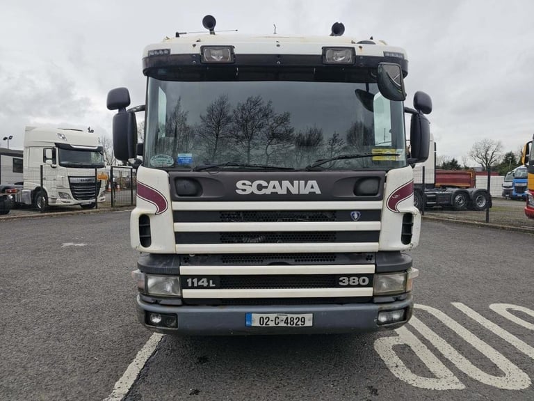 2002 SCANIA 114L 380 