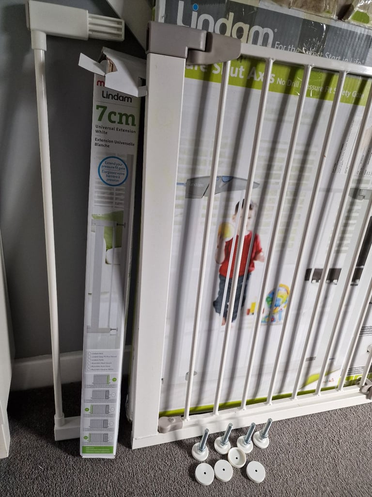 Lindam baby safe gate + 7cm extension
