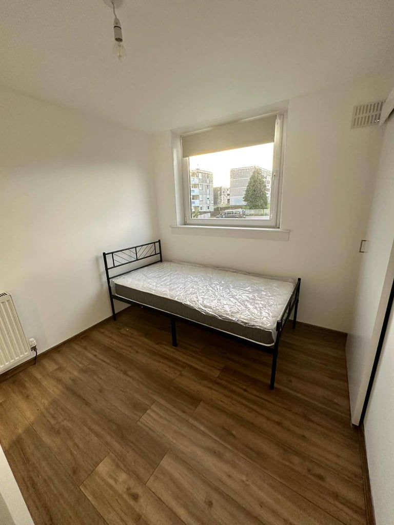 Partly Furnished 3-Bed Flat – Great Location