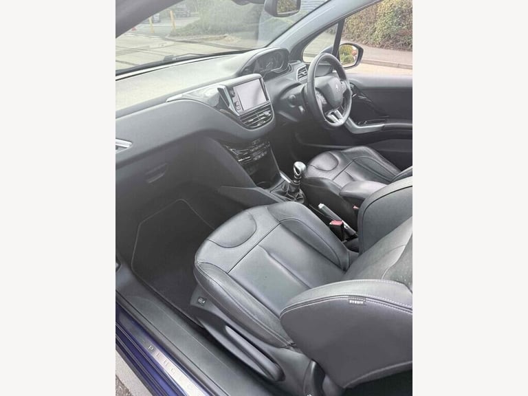 2012 Peugeot 208 1.6 e-HDi 115 Feline 3dr HATCHBACK Diesel Manual