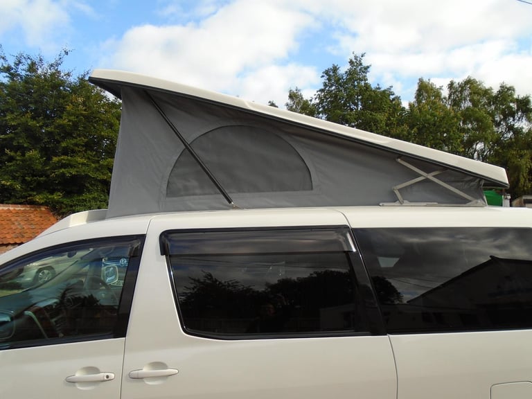 2008 TOYOTA ALPHARD CAMPER VAN ,MOTORHOME~ 3.5 V6~OFF GRID SOLAR~ULEZ FREE