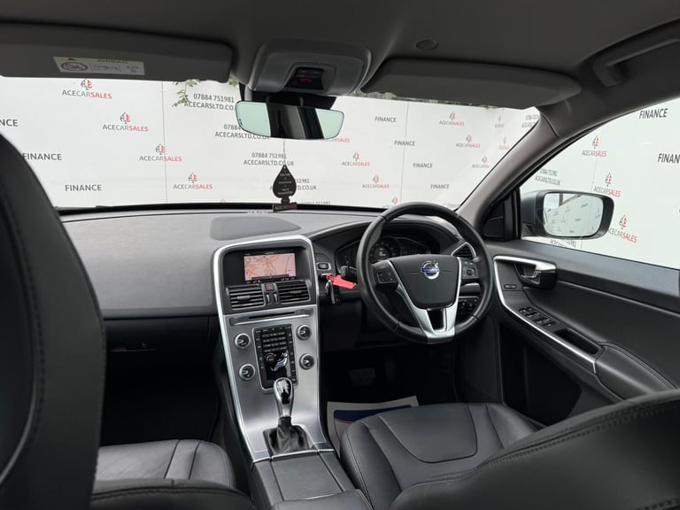2017 Volvo XC60 D4 [190] SE Nav 5dr Geartronic [Leather] ESTATE DIESEL Automatic