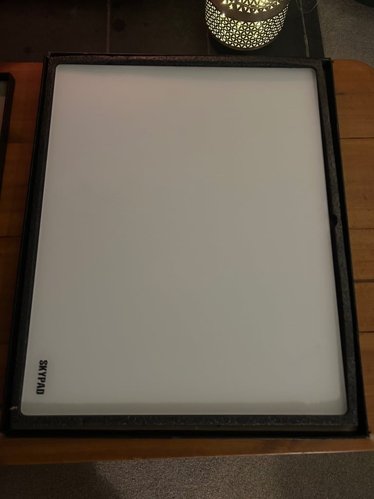 Glass (skypad) mouse pad great for tracking 