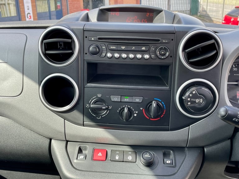 CITROEN BERLINGO PEUGEOT PARTNER MICRO CAMPER CAMPERVAN CONVERSION