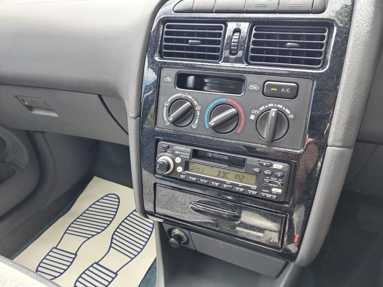 PRACTICAL CLASSIC TOYOTA AVENSIS GS 1.8 PETROL GENUINE 33K FSH 10 MOT TOW BAR