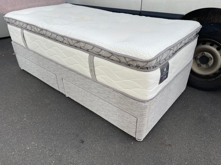 Quality single divan bed £80 delivered