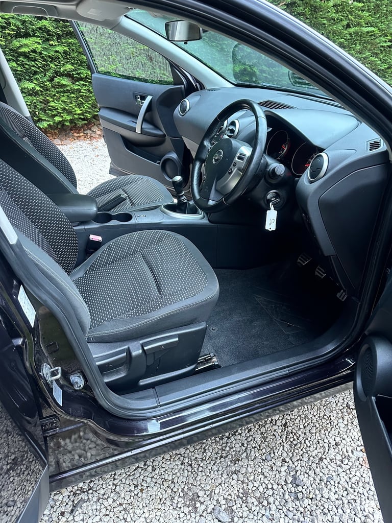 2010 Nissan Qashqai 1.5 dCi N-Tec 5dr HATCHBACK Diesel Manual