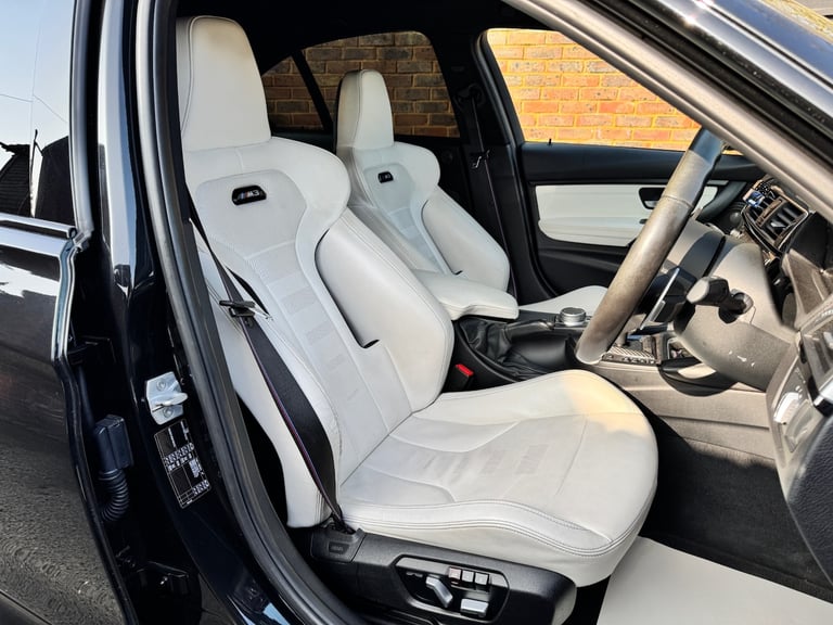 2018 (18) BMW M3 COMPETITION PACK DCT SALOON 3.0 BI TURBO + BLACK + INDIVIDUAL 