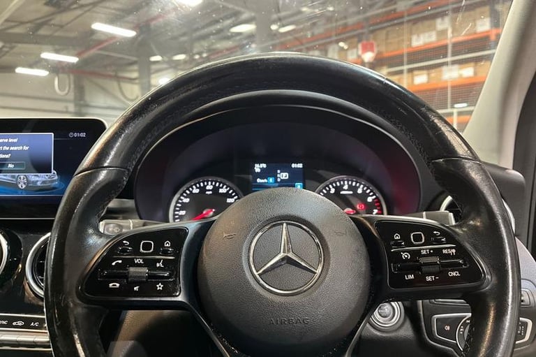 2018 Mercedes-Benz C Class C200 SE 4dr 9G-Tronic- Parking Sensors &amp; Camera SEMI-AUTO Saloon P...