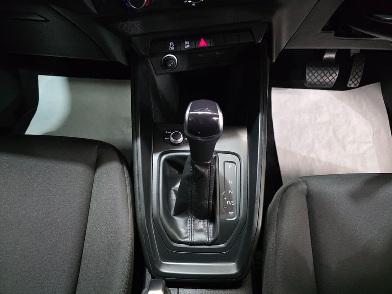2022 Audi A1 1.0 TFSI 25 Technik Sportback S Tronic Euro 6 (s/s) 5dr HATCHBACK Petrol Automatic