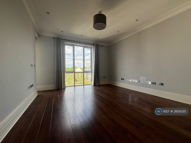 2 bedroom flat in Lime House, Richmond, TW9 (2 bed) (#2651035)