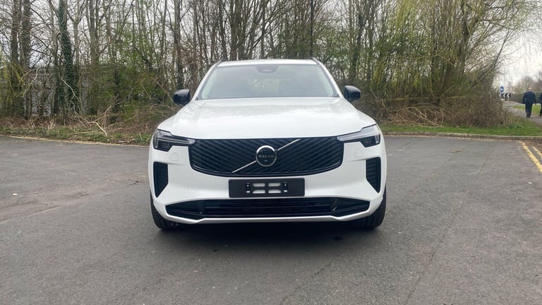 2025 Volvo XC90 Plus, B5 AWD Mild hybrid, Petrol, Dark, 7 Seats ESTATE Petrol/Electric Hybrid Aut...