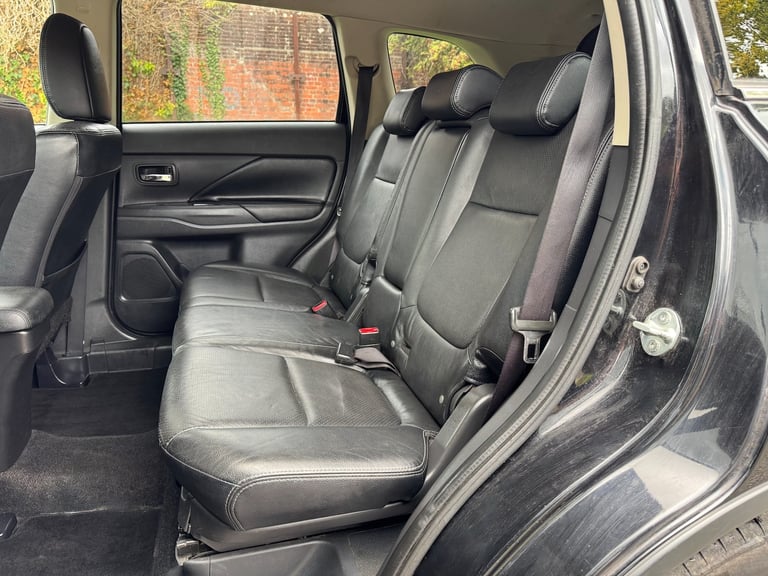 2014 Mitsubishi Outlander 2.2 DI-D GX4 SUV 5dr Diesel Manual 4WD Euro 5 (s/s)