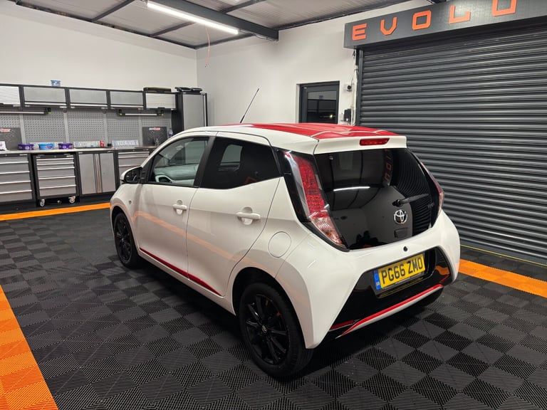2017 Toyota AYGO 1.0 VVT-i X-Press 5dr x-shift HATCHBACK Petrol Manual