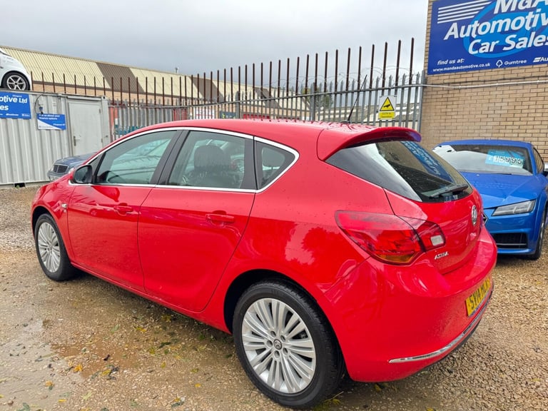 2014 Vauxhall Astra 1.6 16v Excite Euro 5 5dr HATCHBACK Petrol Manual