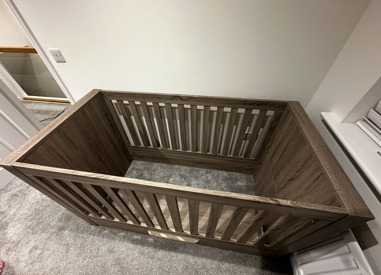 Mamas & Papas Franklin 3 Piece Cotbed Range with Dresser Changer & Double Wardrobe - Oak