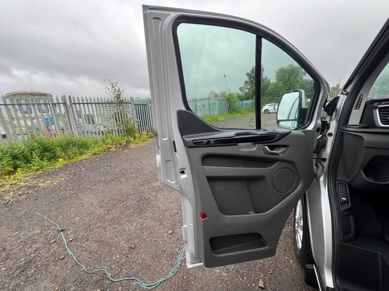 FORD TRANSIT CUSTOM 2.0 EcoBlue 130PS L2H1 DOUBLE CAB LIMITED 2021 21 REG £13995