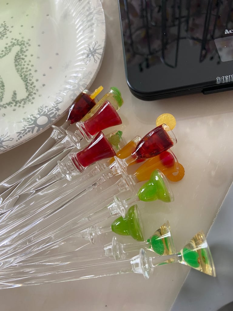 Box Of Mostly Kitchen Gadgets & Accessories - (Approx. 23 Pieces….See Description & All Photos) 