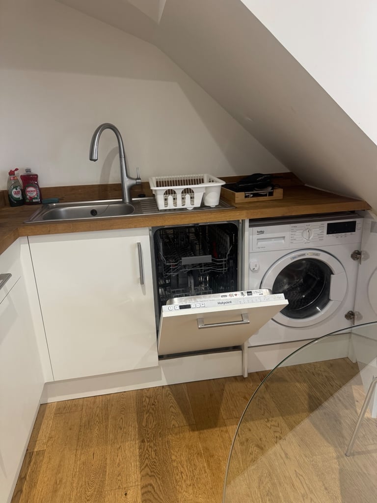 One bedroom modern flat for rent